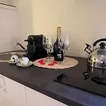 Semesterbostad Domus Tridente - Modern Apartment Rom