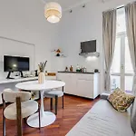 Domus Tridente - Modern Apartment *