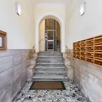 Domus Tridente - Modern Apartment *