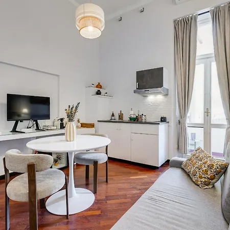 Domus Tridente - Modern *